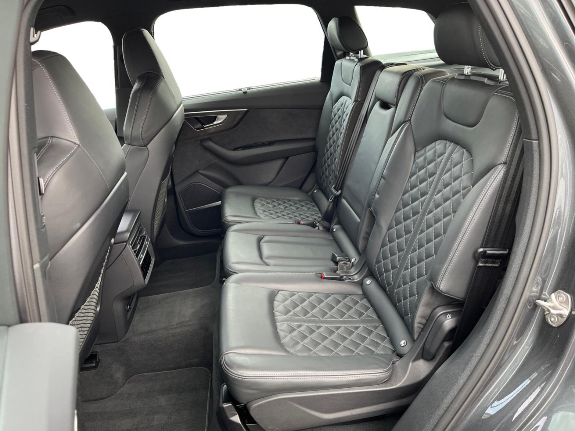 Audi SQ7 SUV