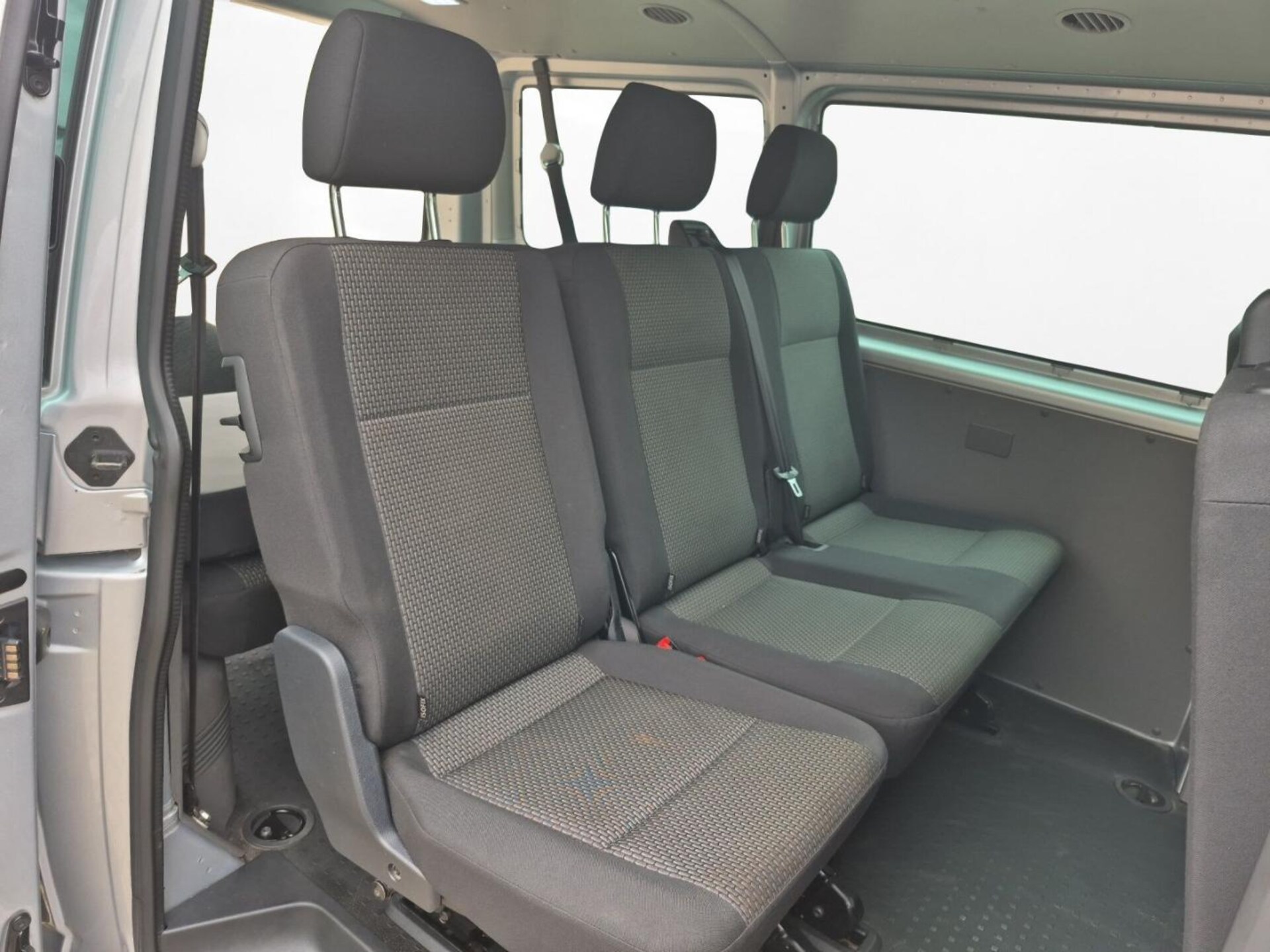 Volkswagen T6.1 Transporter Kombi kurzer Radstand