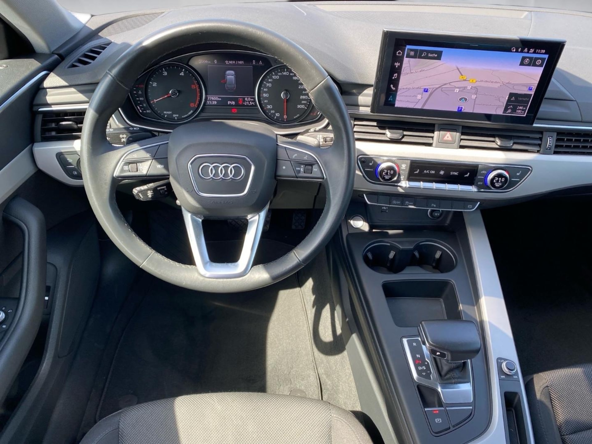 Audi A4 Avant S line
