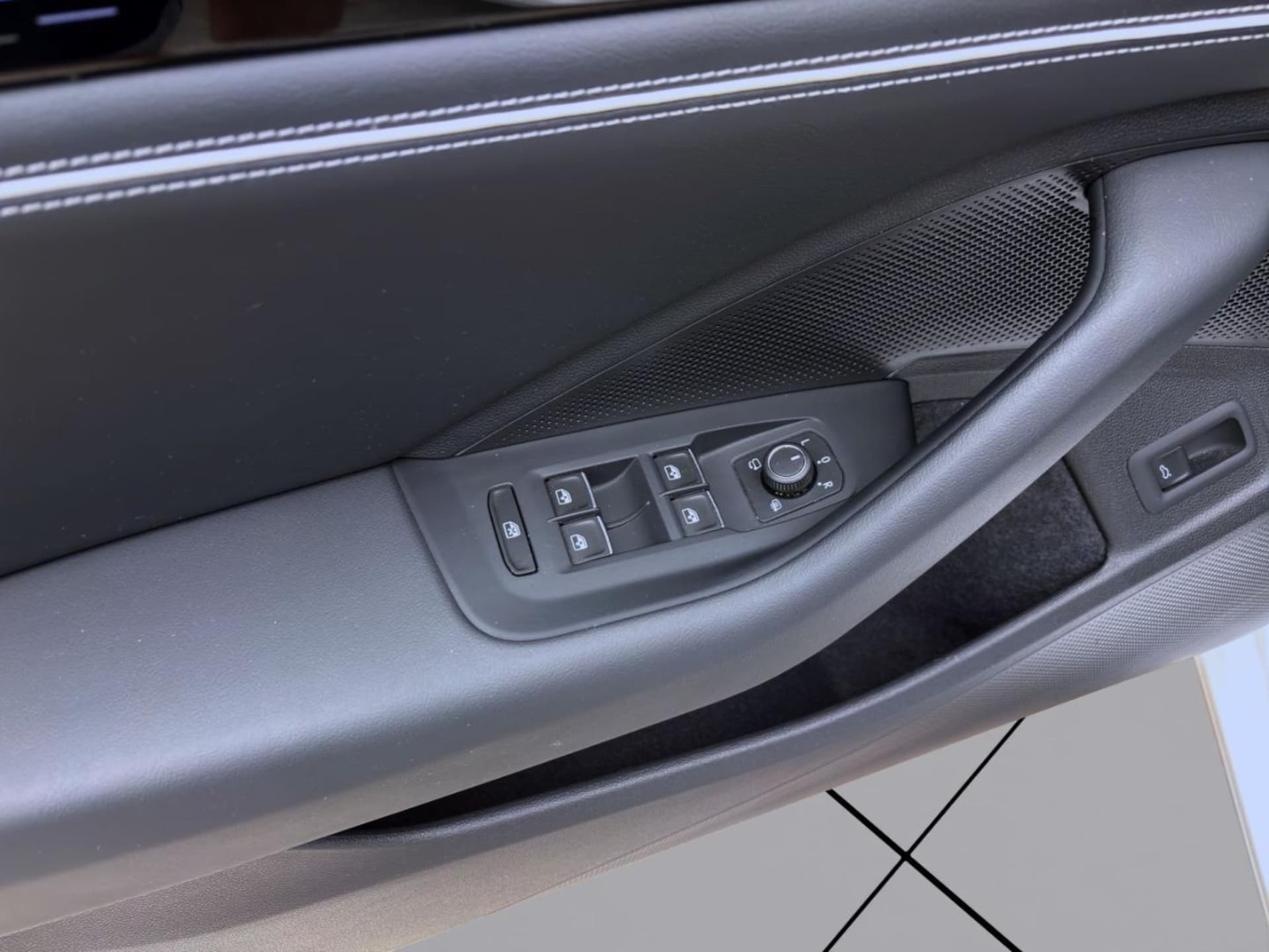 Volkswagen Passat Elegance