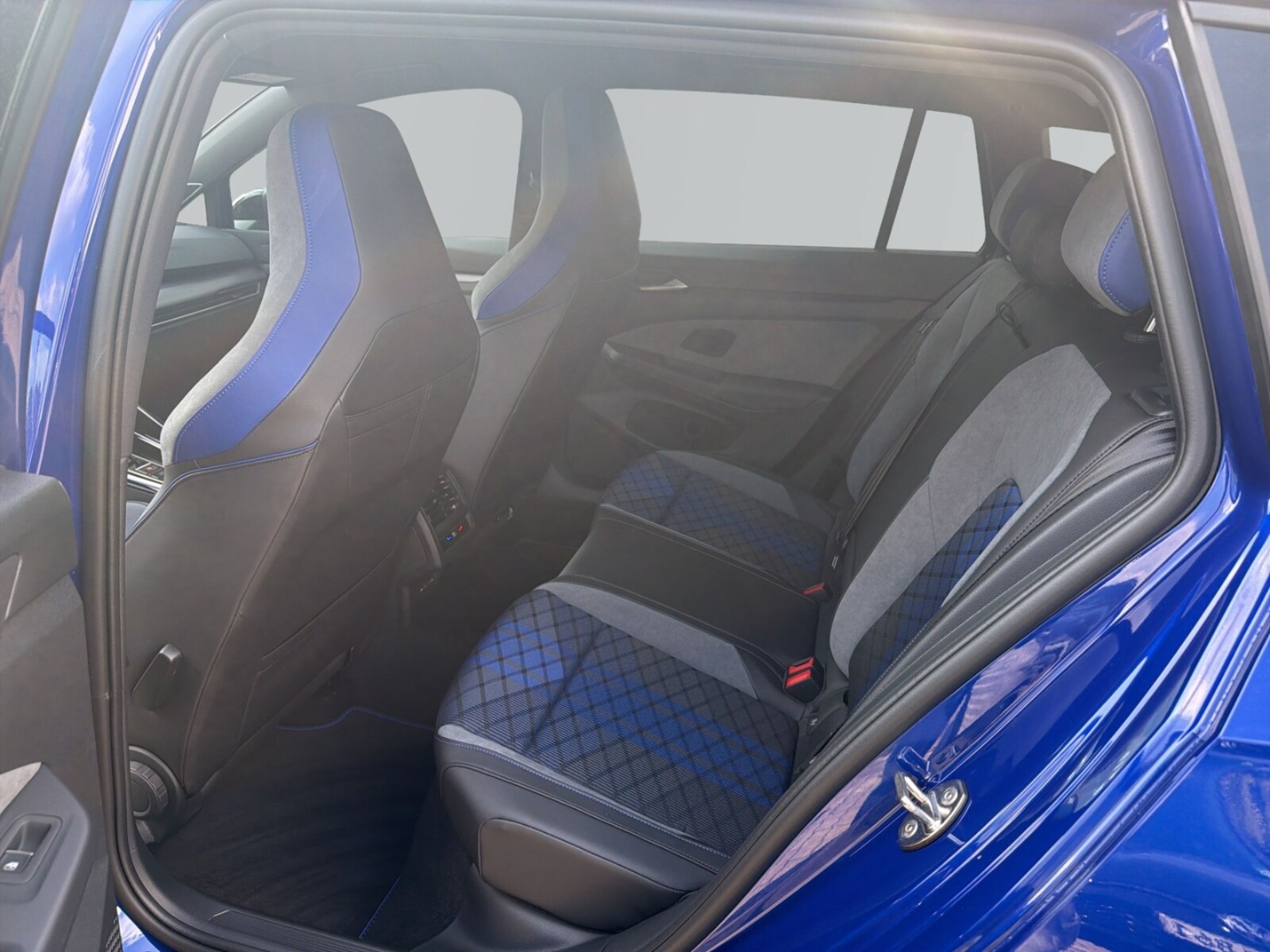 Volkswagen Golf Variant – Bild 10