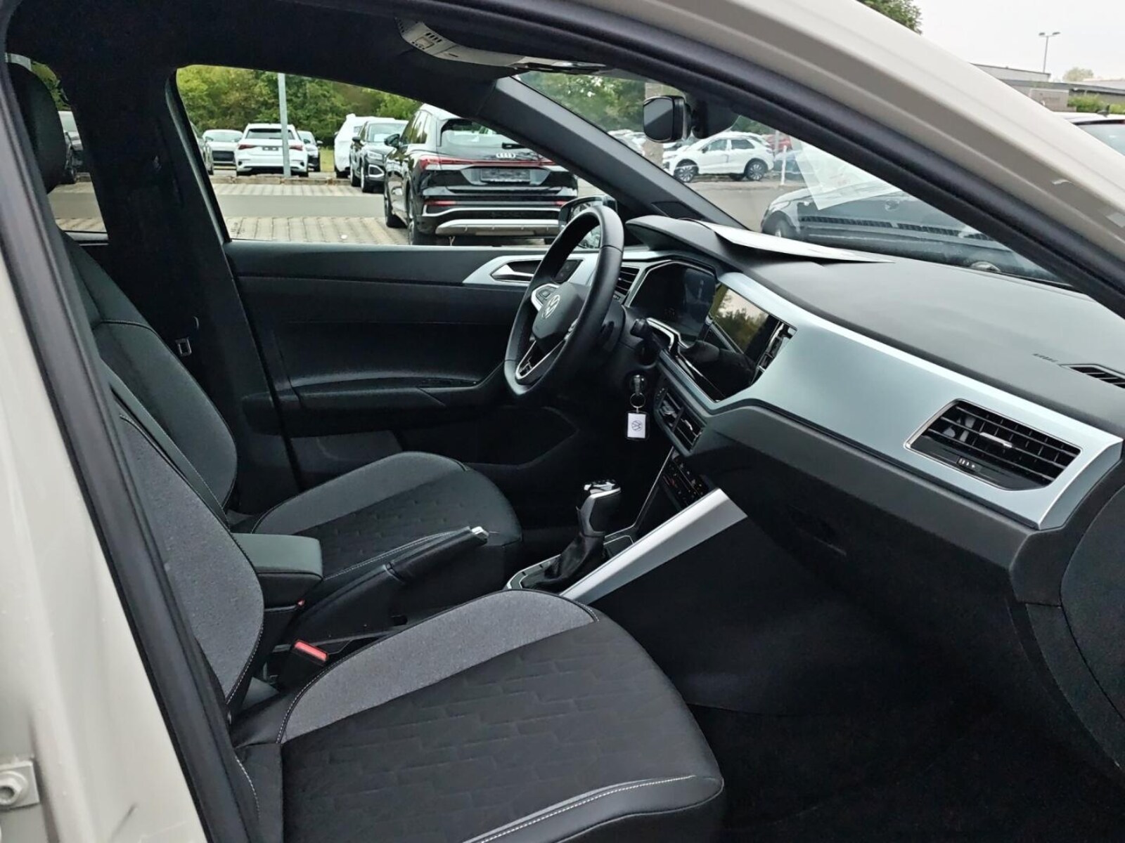 Volkswagen Polo – Bild 24