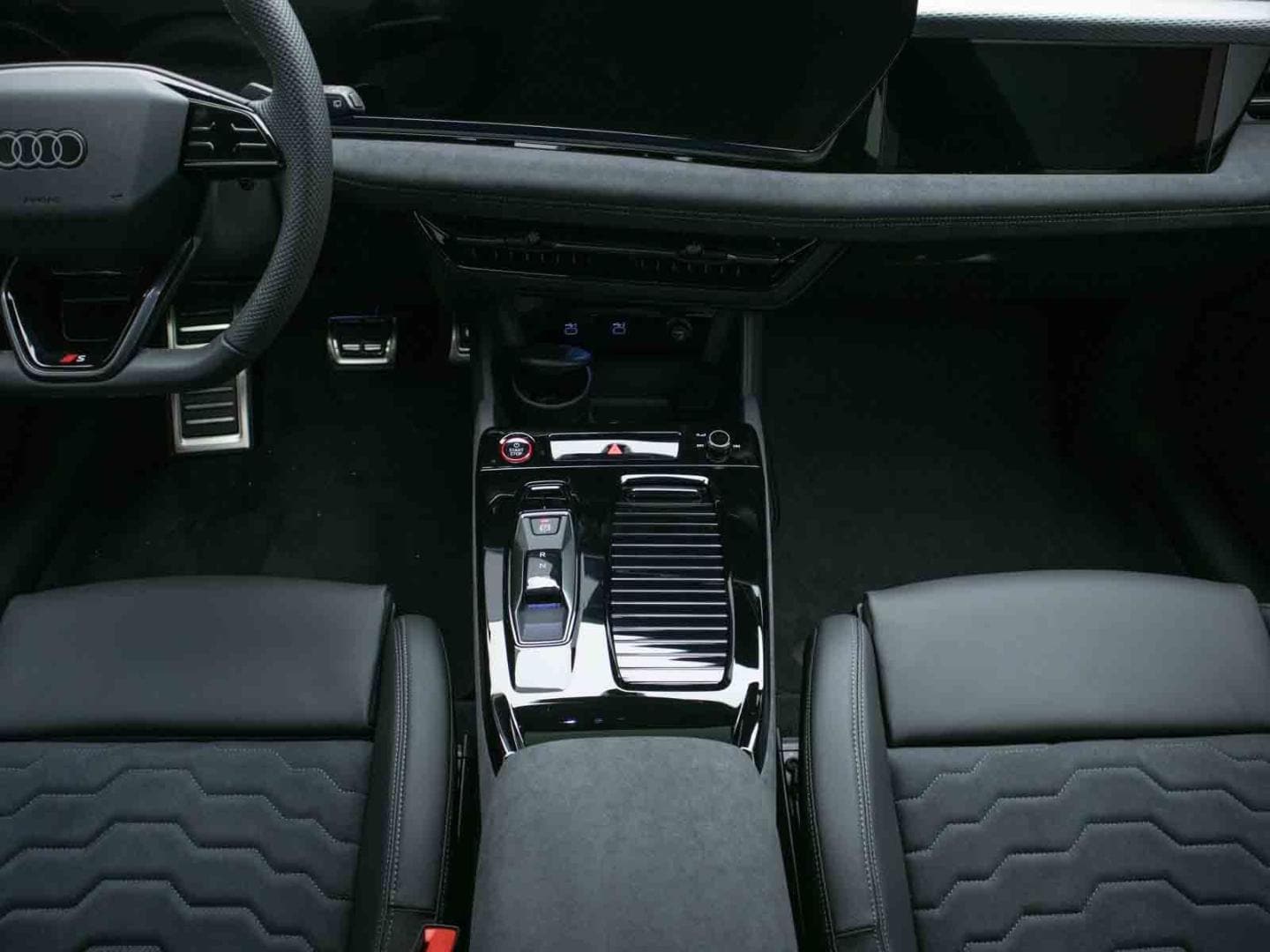 Bild über Audi A6 Avant e-tron e-tron performance - für weitere Informationen kontaktieren Sie den Audi Partner