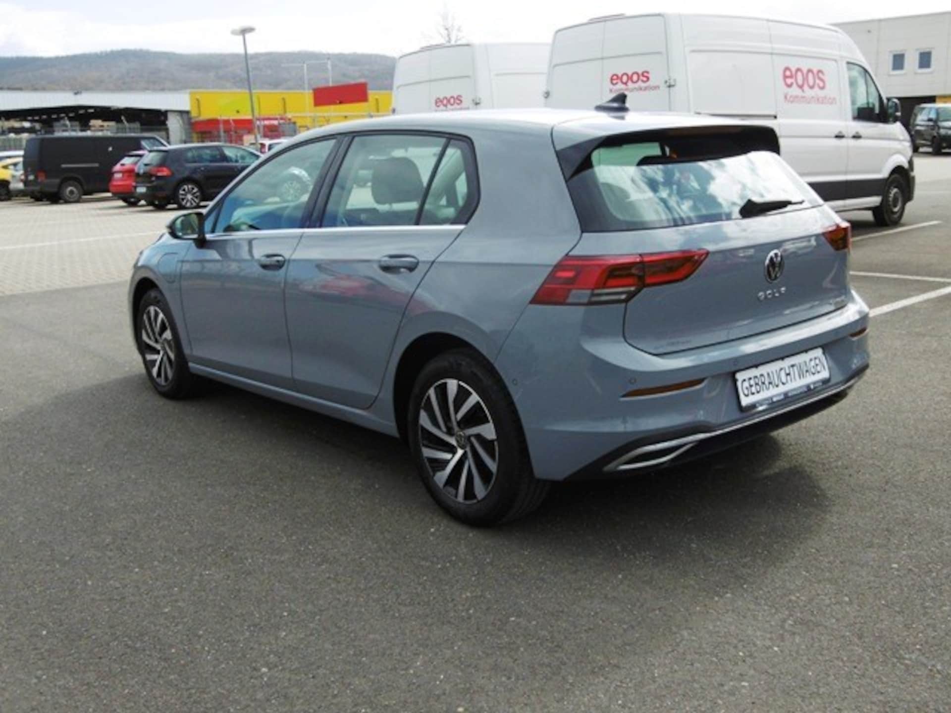 Volkswagen Golf Style