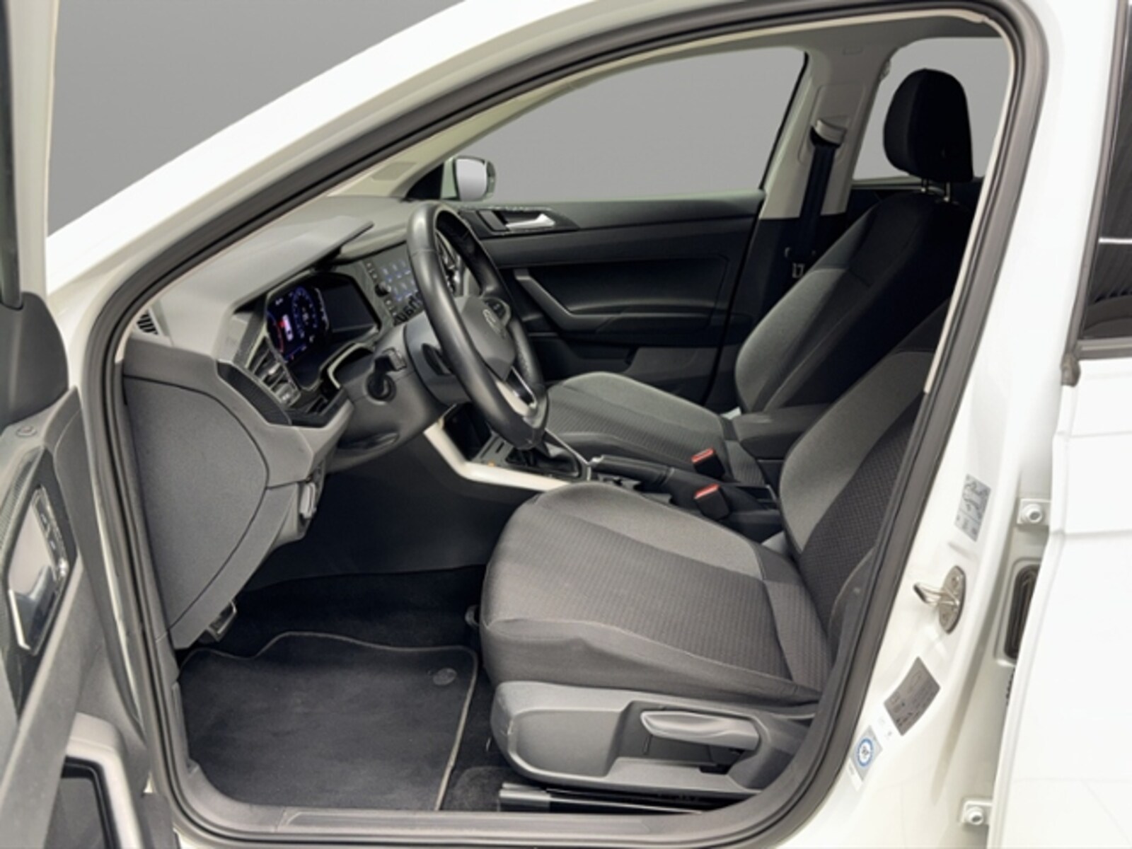 Volkswagen Polo – Bild 12