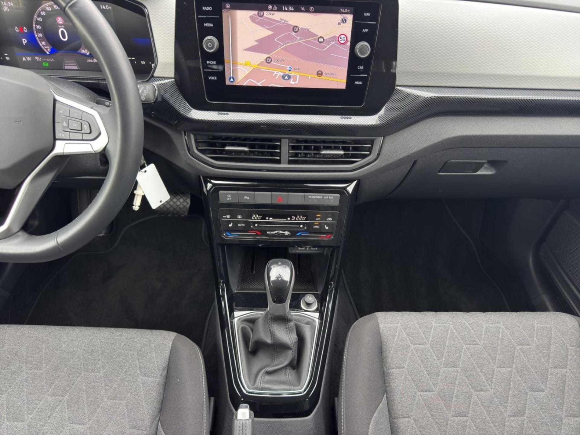 Volkswagen T-Cross Life