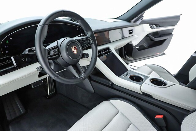 2026 Porsche Taycan