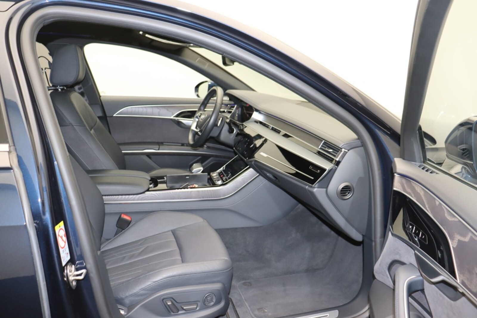 Audi A8 – Bild 14