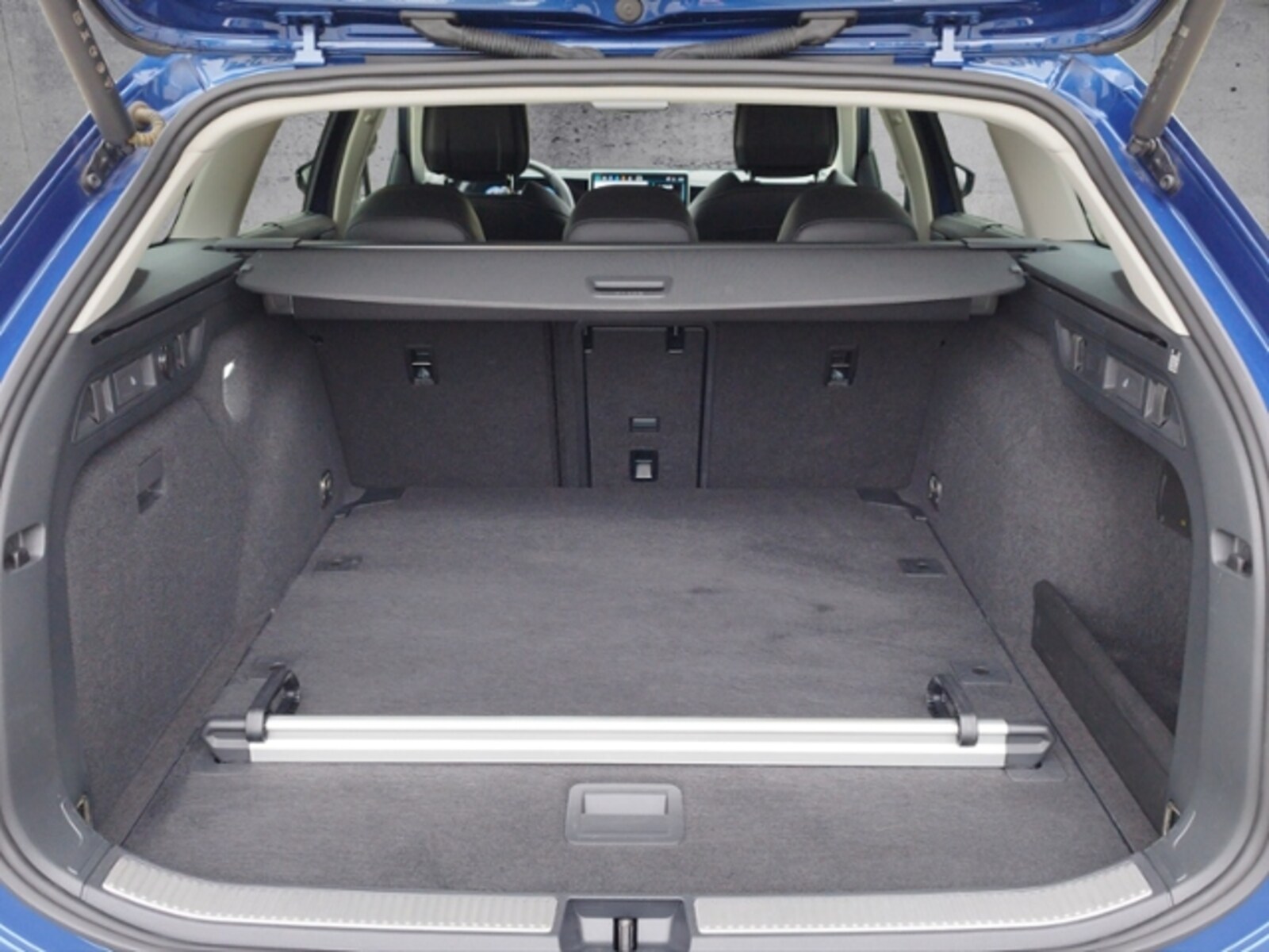 Volkswagen Passat – Bild 12
