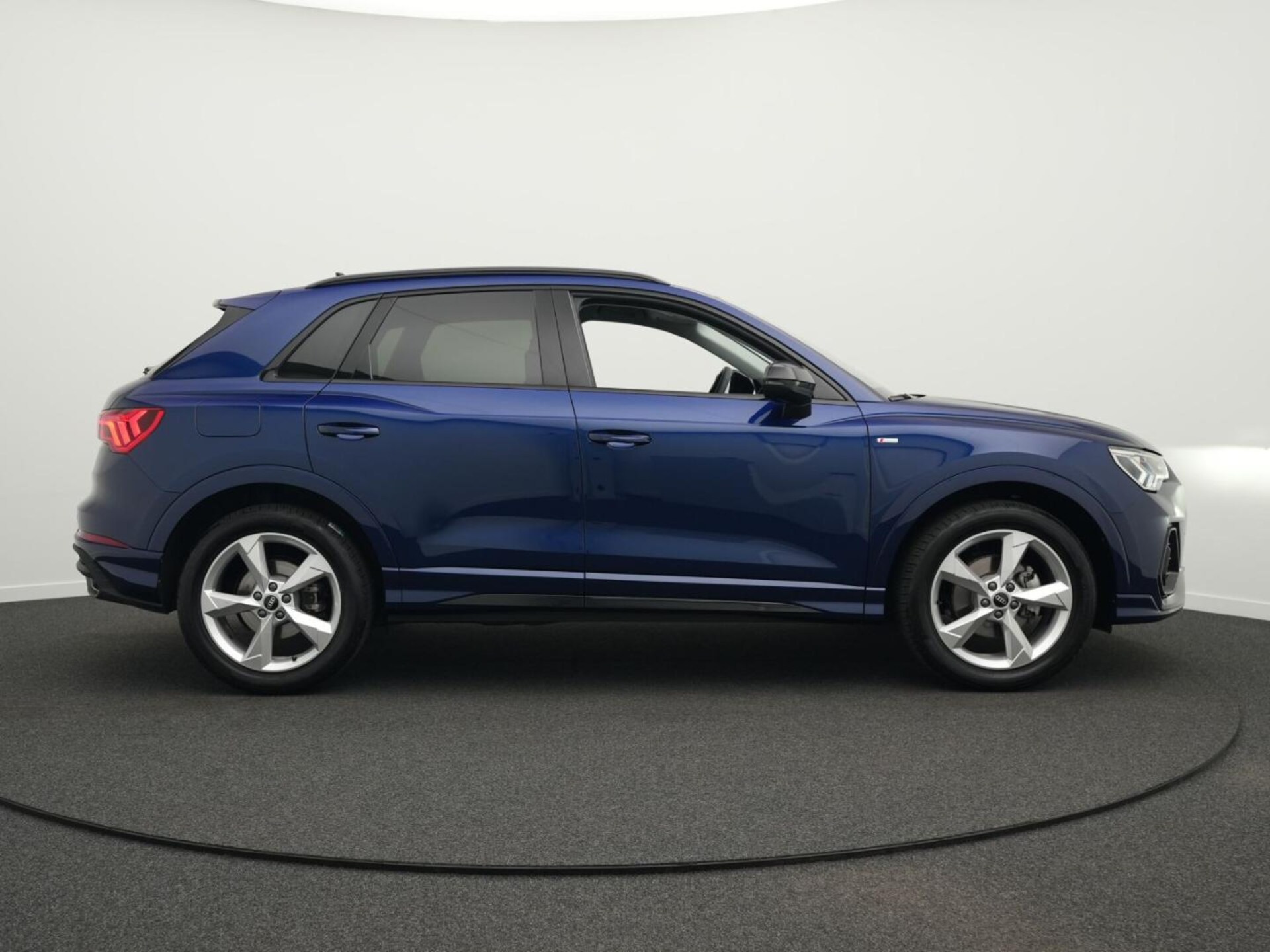 Audi Q3 SUV S line