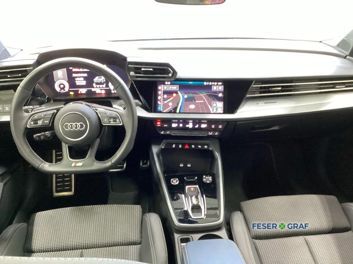 Bild über Audi A3 Sportback S line 35 TFSI S tronic - für weitere Informationen kontaktieren Sie den Audi Partner