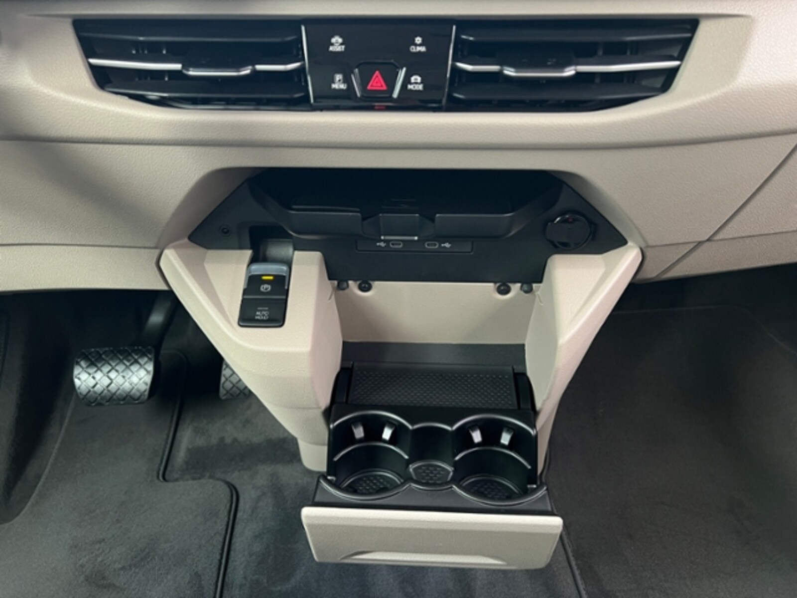 Volkswagen Multivan – Bild 24