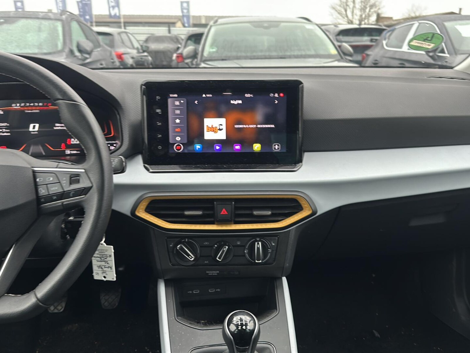 SEAT Arona – Bild 14