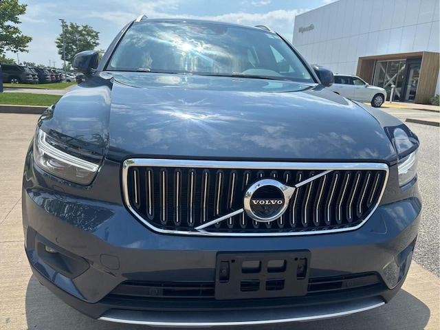 2022 Volvo XC40