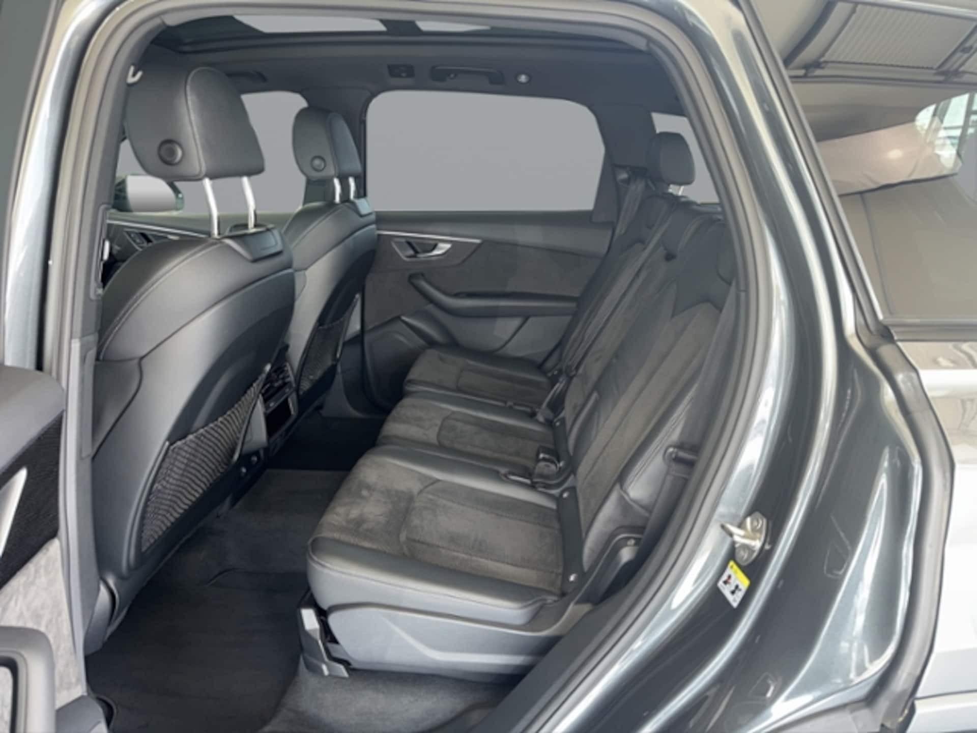 Audi Q7 SUV S line