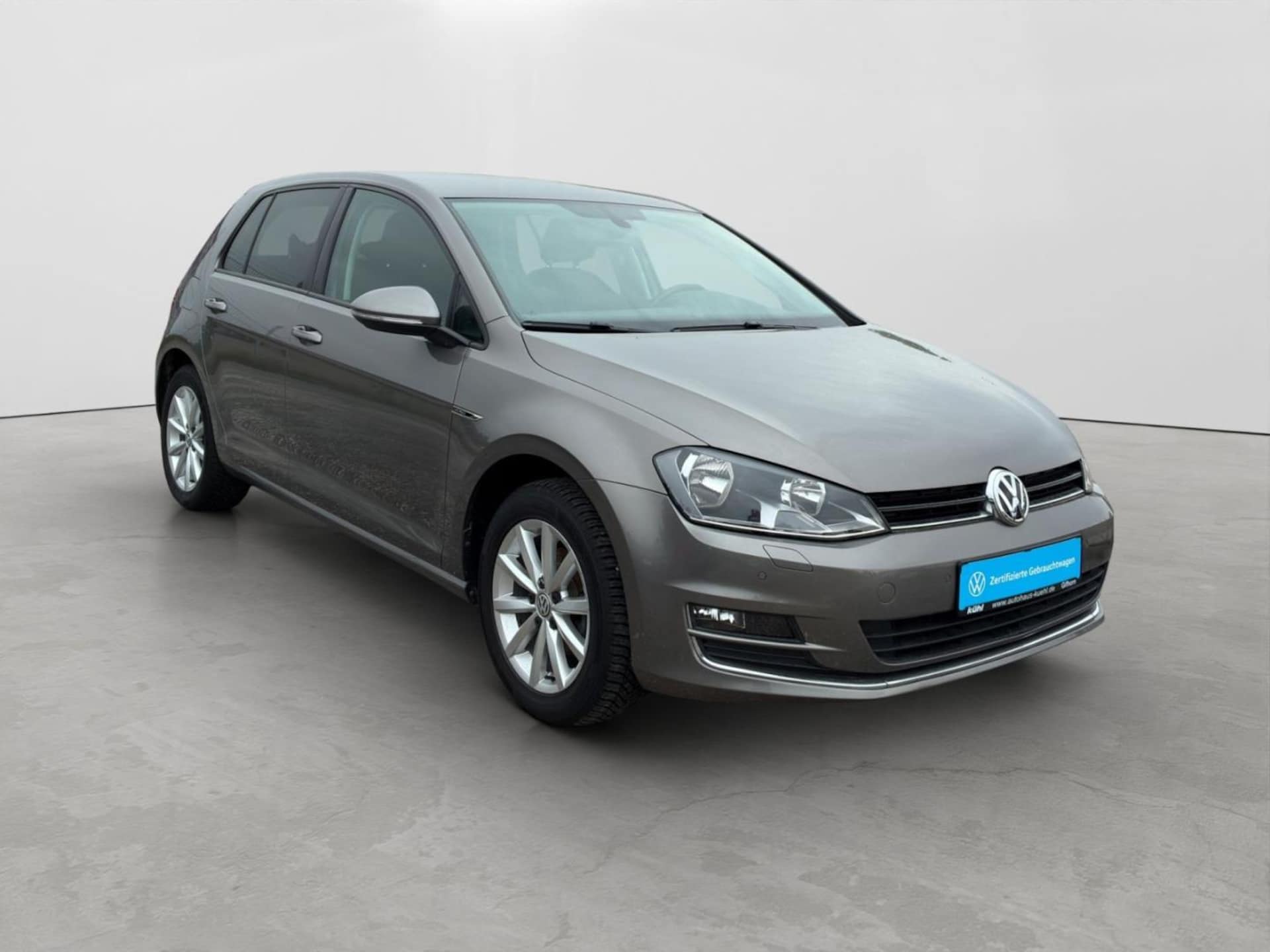 Volkswagen Golf LOUNGE