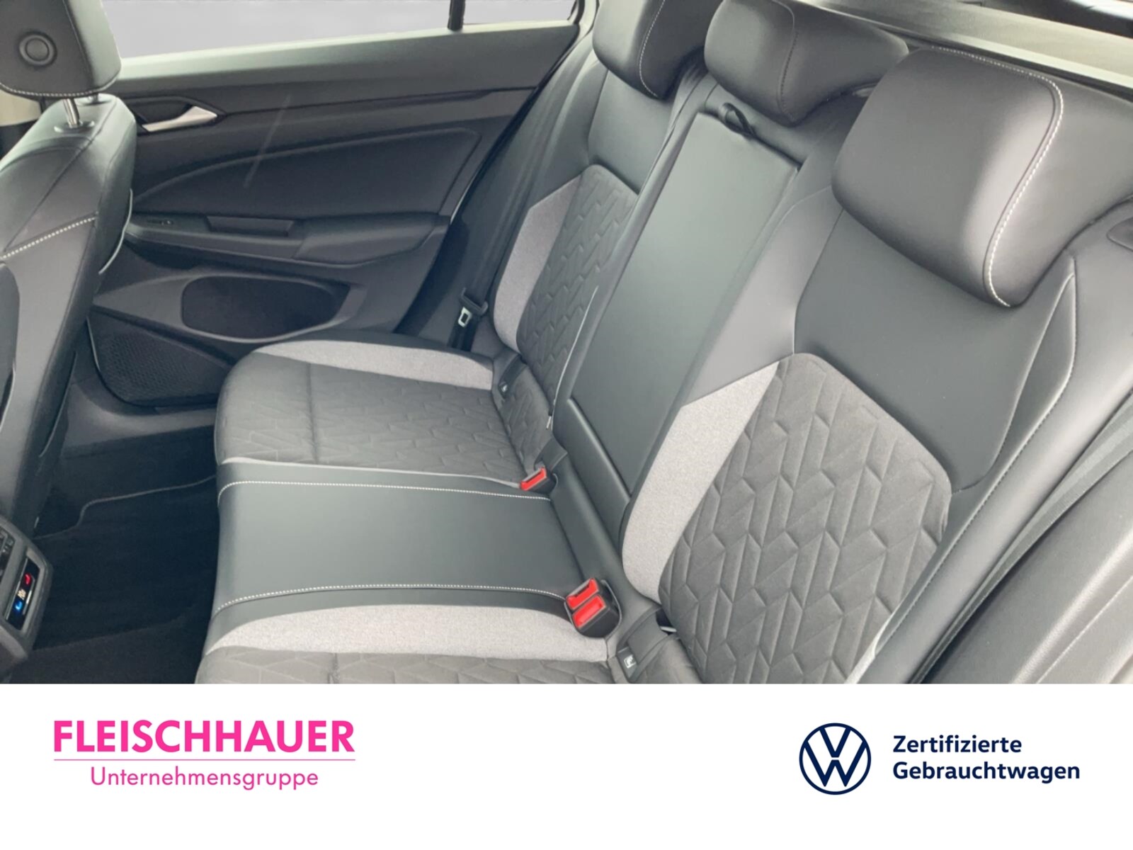 Volkswagen Golf Variant – Bild 10