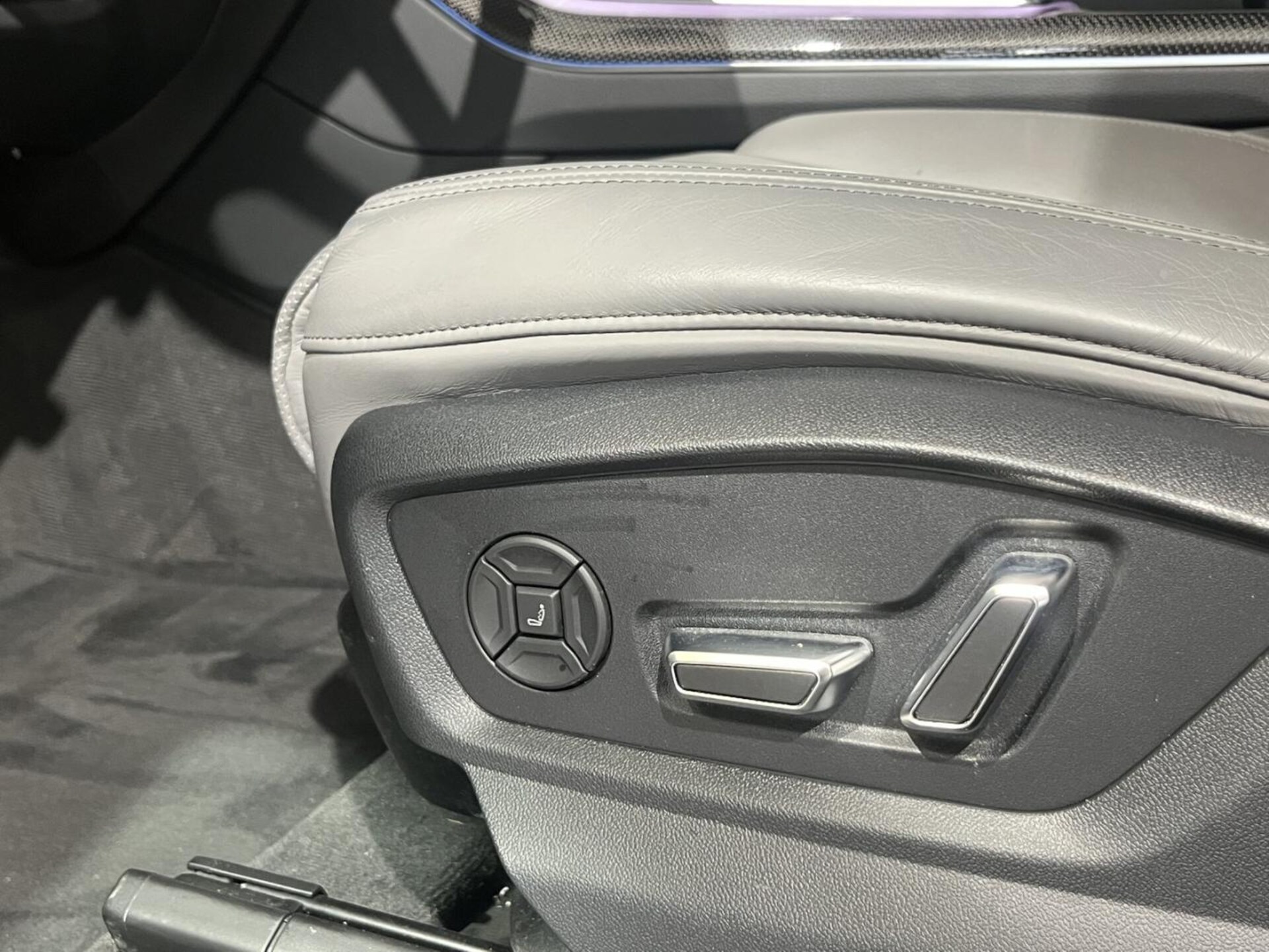 Audi SQ7 SUV