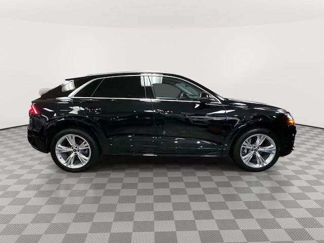 2023 Audi Q8