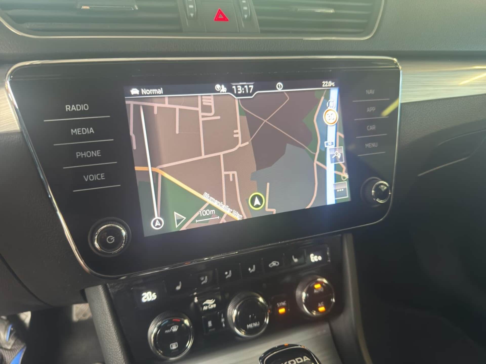 Skoda Superb Combi Ambition