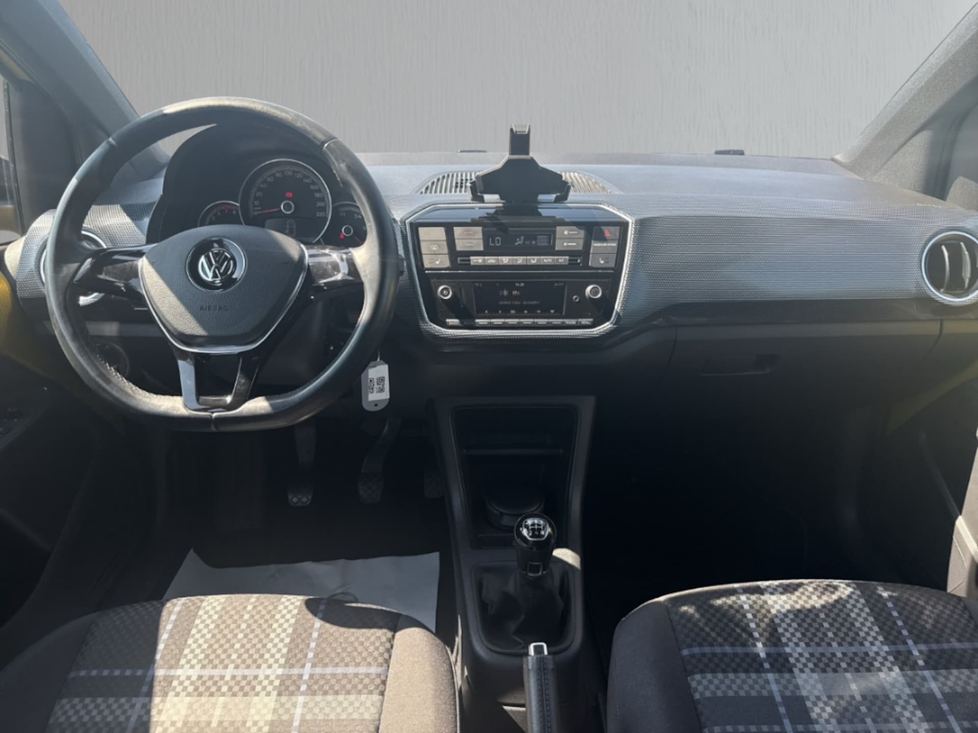 Volkswagen up! move up!
