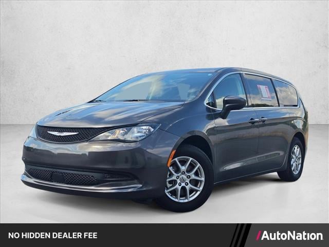 2022 Chrysler Voyager