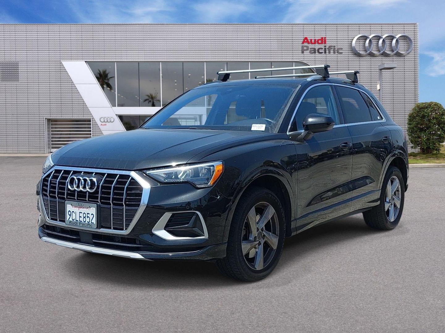 2019 Audi Q3 45 TFSI Premium quattro's photo
