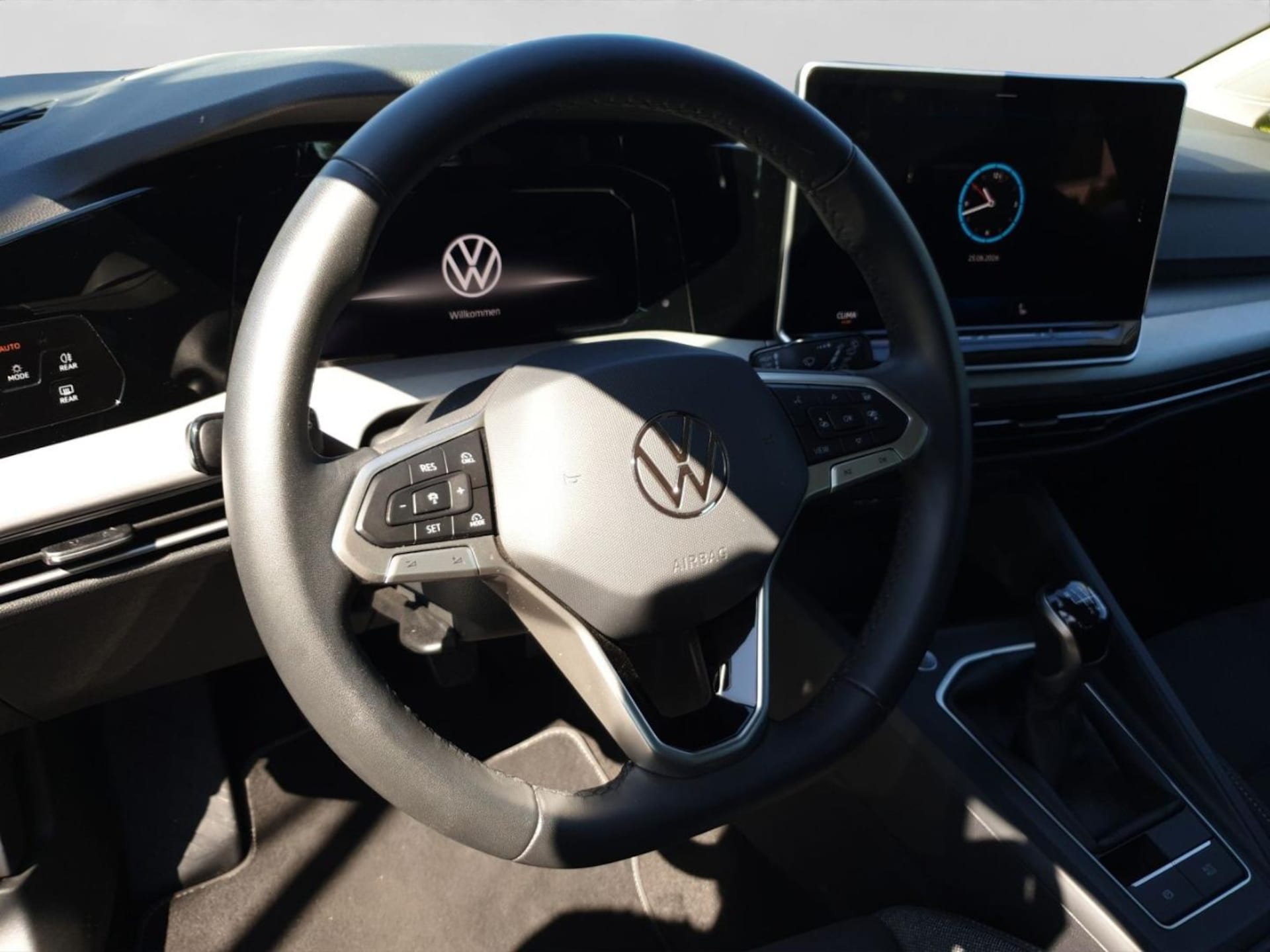 Volkswagen Golf Life