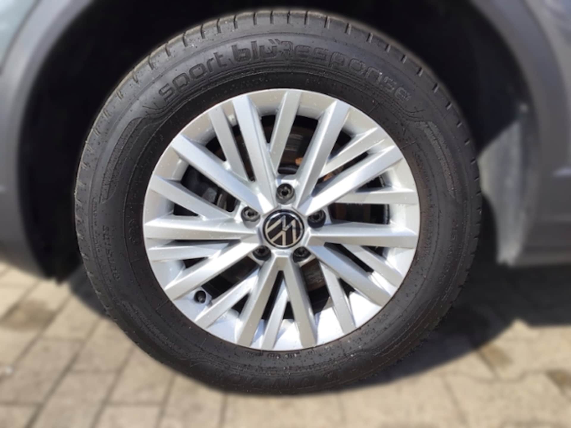 Volkswagen T-Roc Life