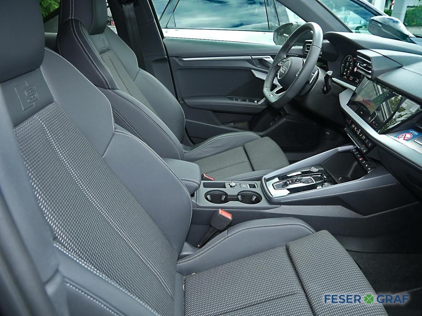 Bild über Audi A3 Sportback TFSI e S line 40 TFSI e S tronic - für weitere Informationen kontaktieren Sie den Audi Partner