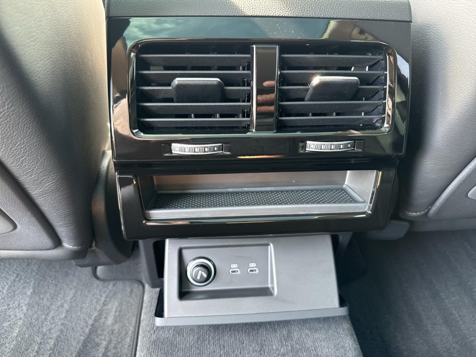 Volkswagen Touareg – Bild 23