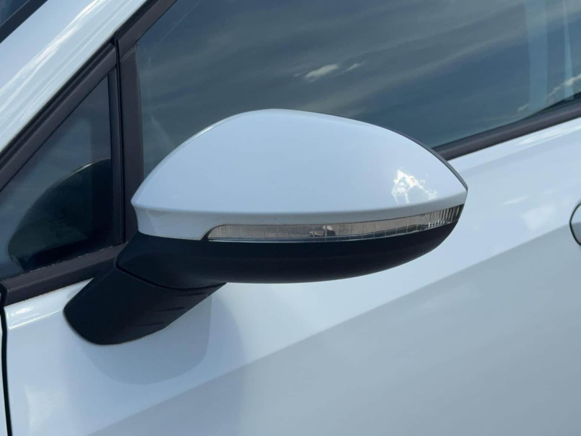 Volkswagen Golf Active