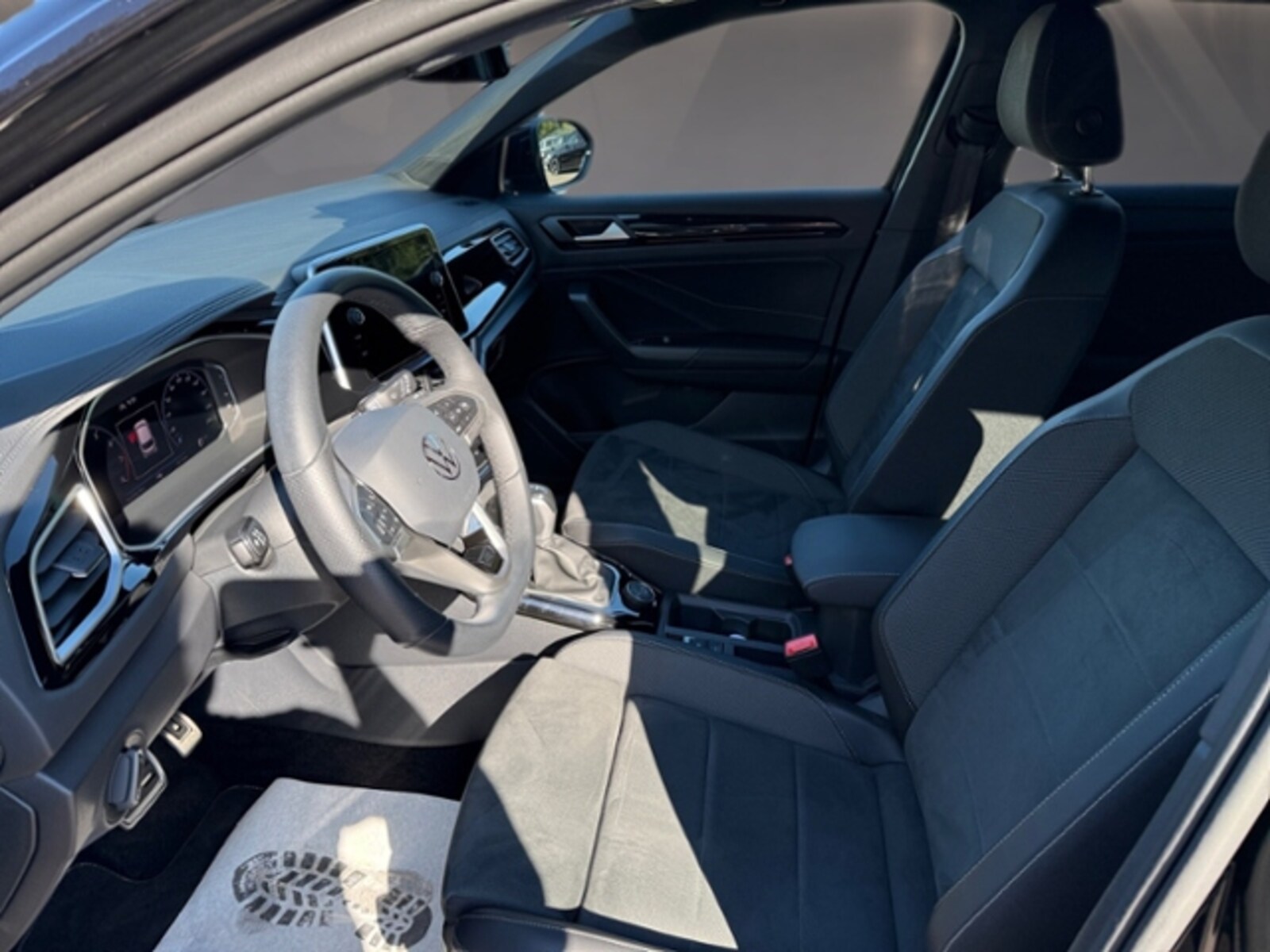 Volkswagen T-Roc – Bild 11