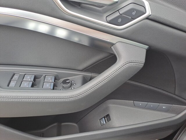 Bild über Audi e-tron Sportback Basis 55 quattro 300,00 kW - for more details contact your dealer