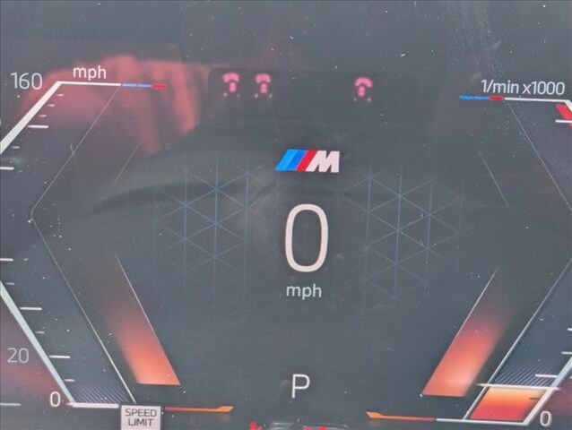 2023 BMW X7
