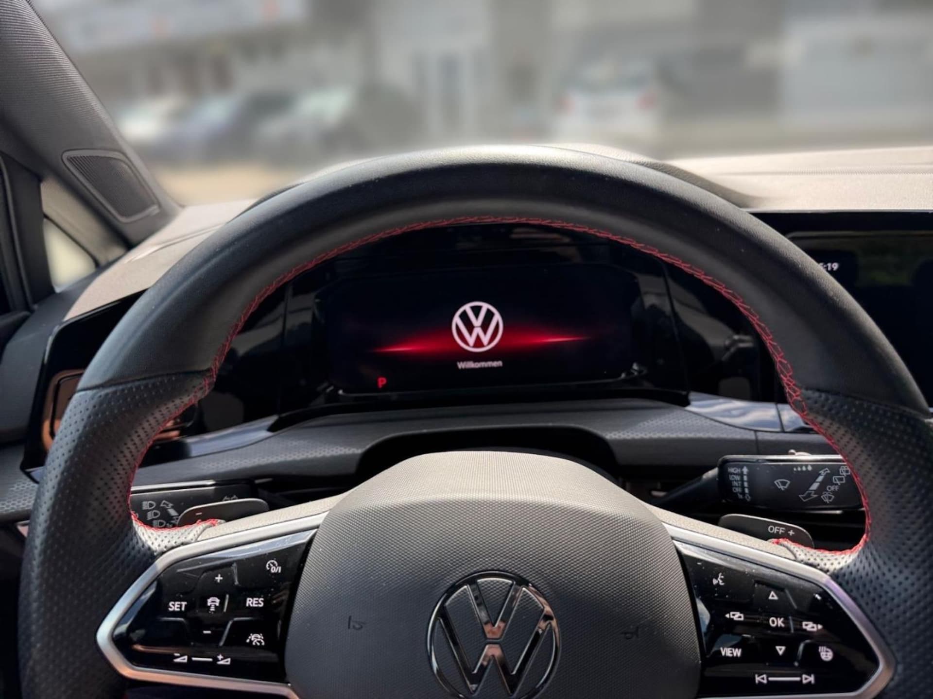 Volkswagen Golf GTI