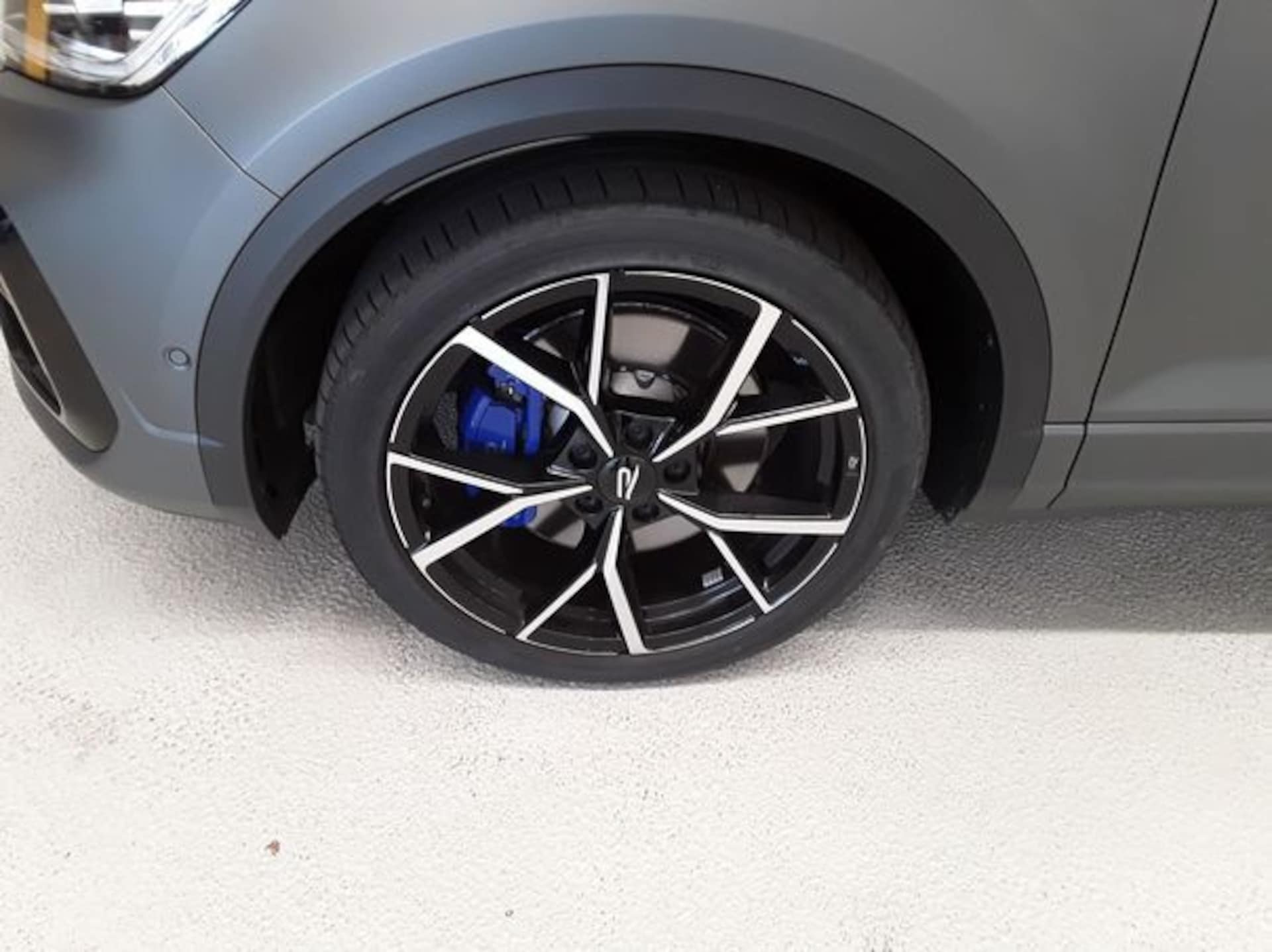 Volkswagen T-Roc R