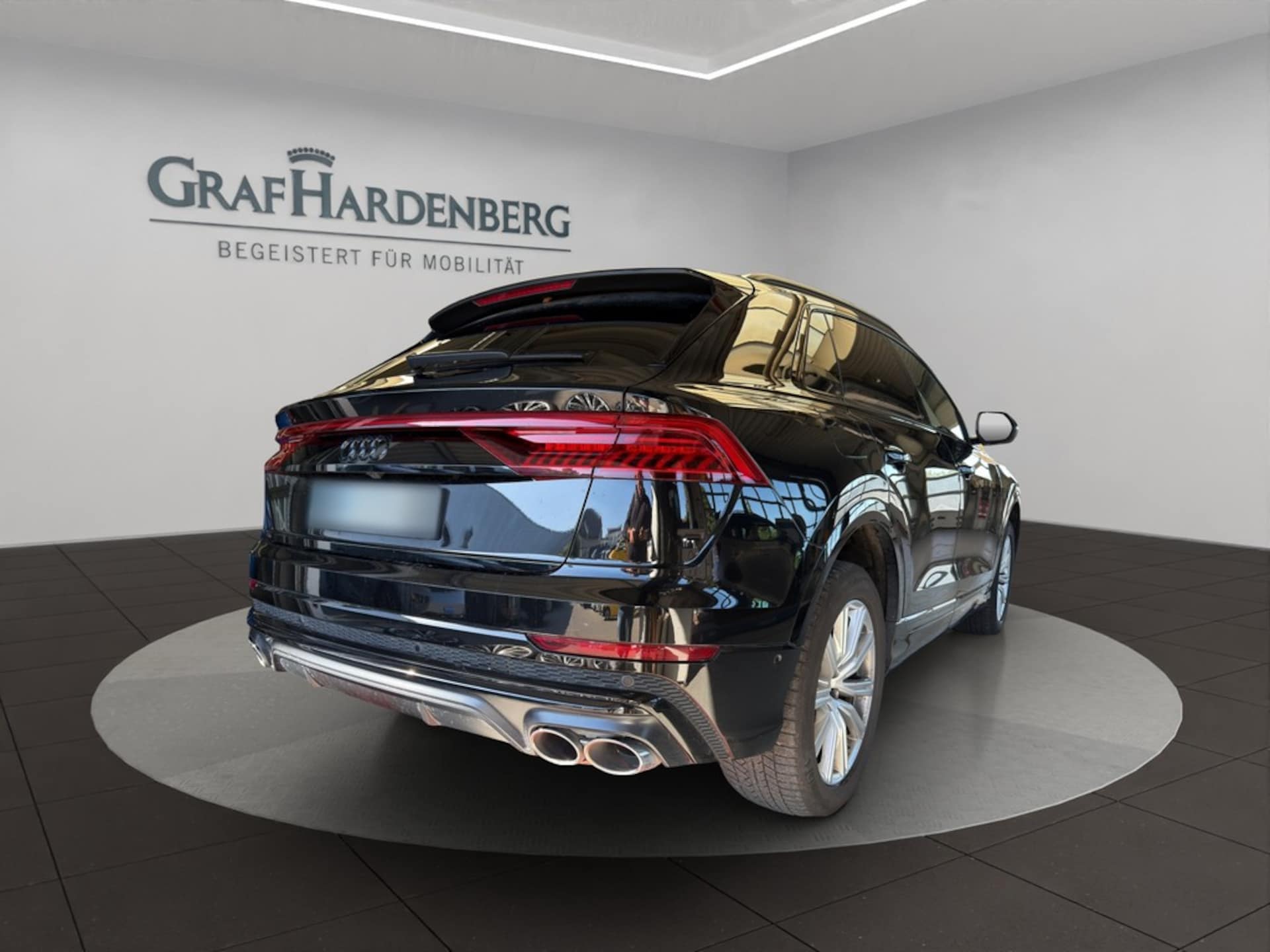 Audi SQ8 SUV