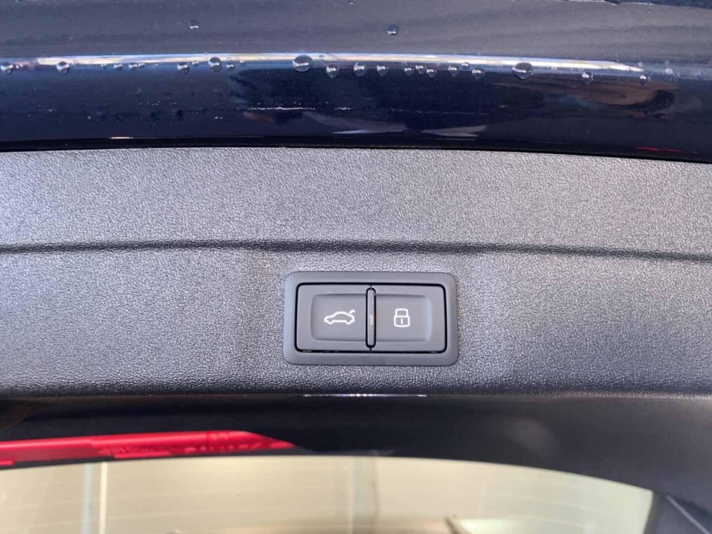 Bild über Audi A5 Avant TDI 150 kW S tronic - für weitere Informationen kontaktieren Sie den Audi Partner