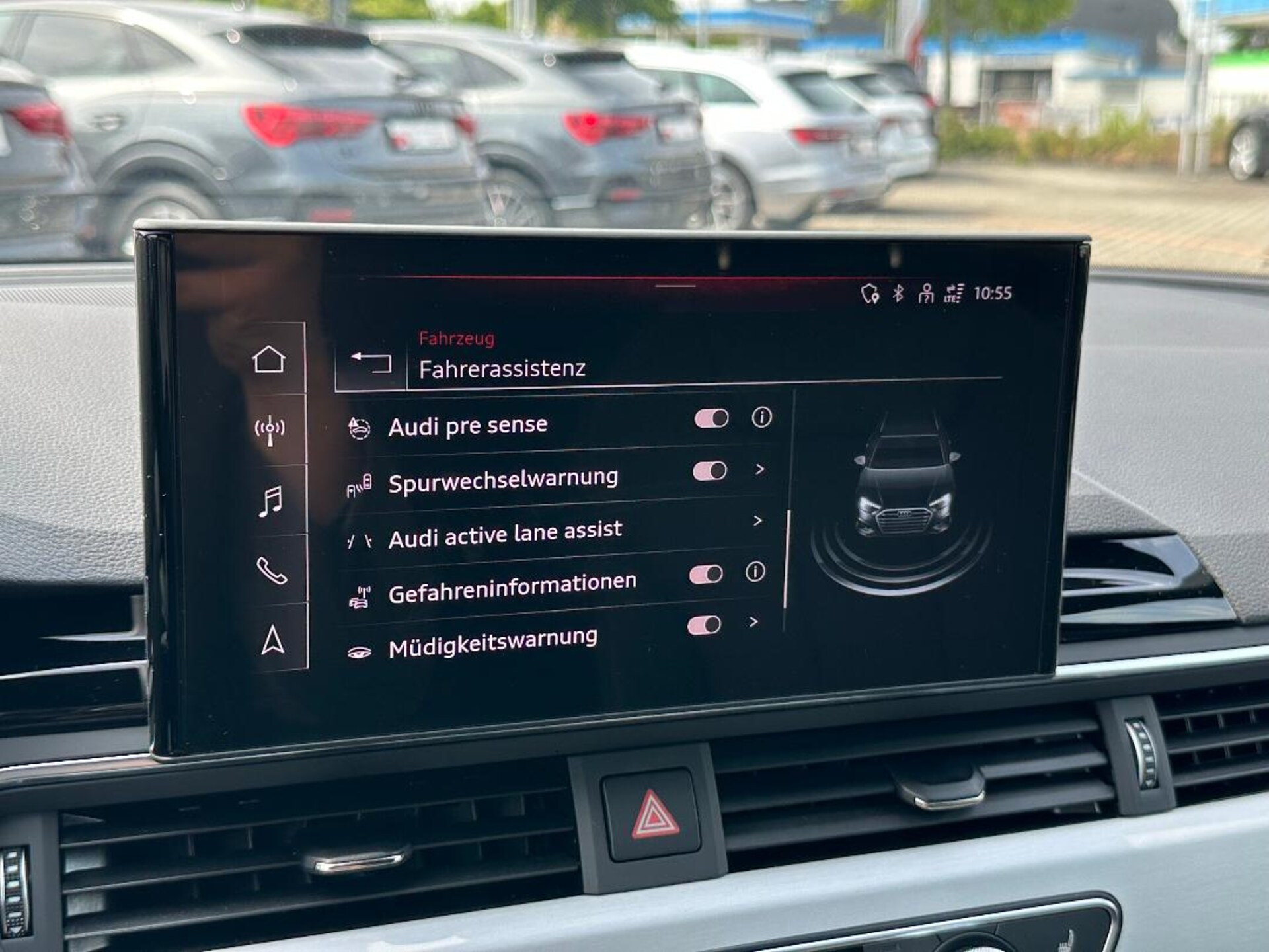 Audi A4 Avant S line
