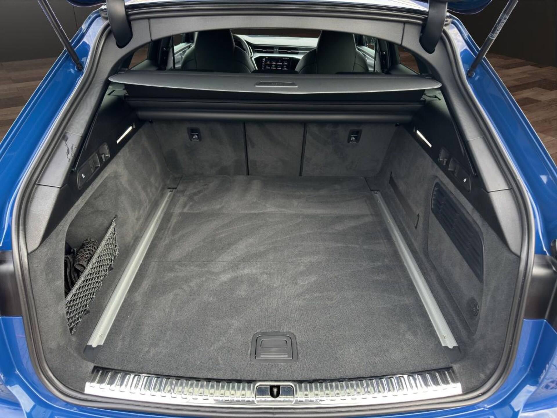 Audi S6 Avant