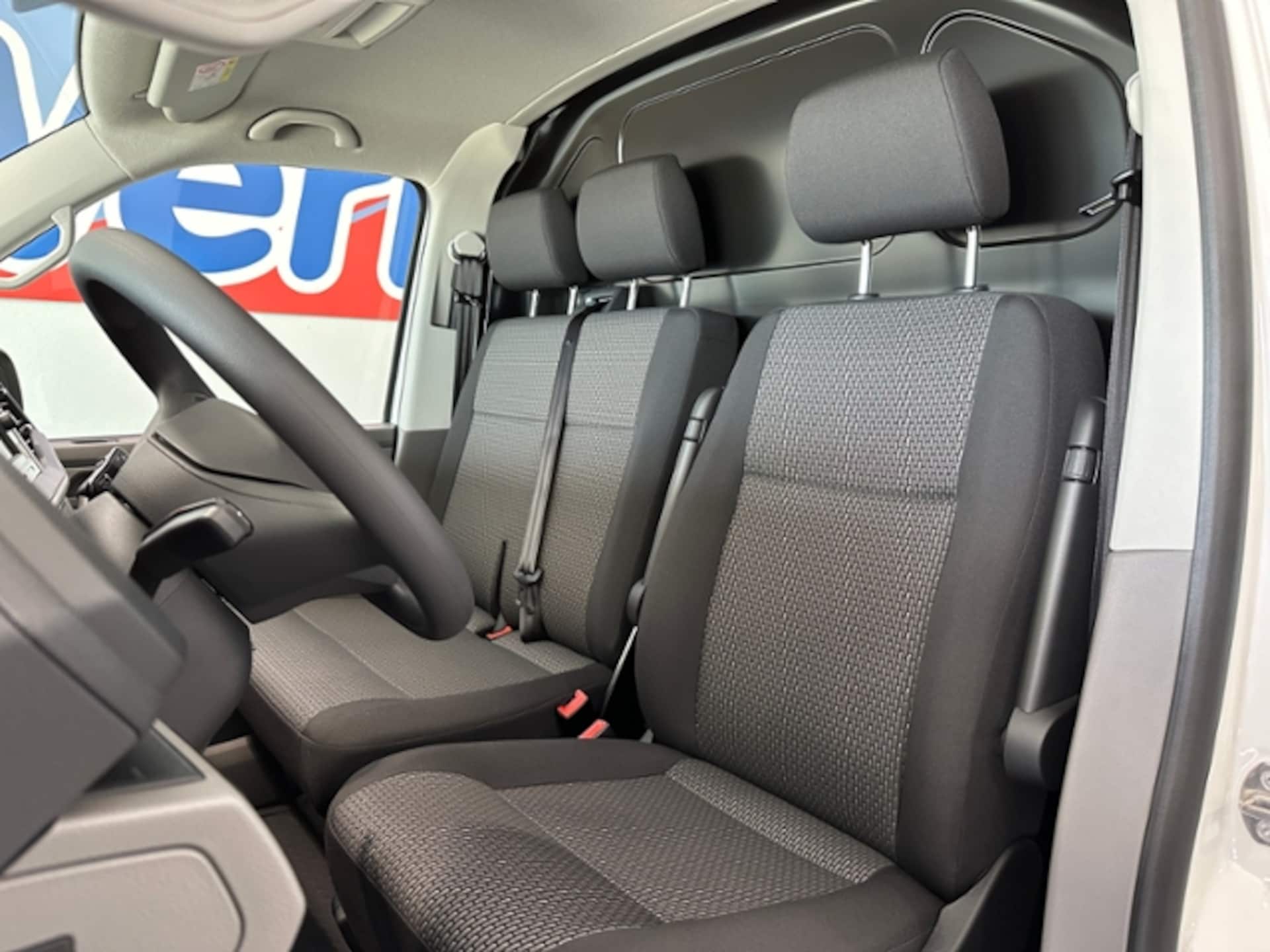 Volkswagen T6.1 Transporter Kasten kurzer Radstand