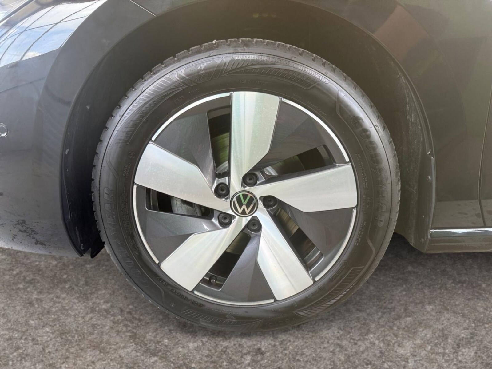 Volkswagen Passat – Bild 16