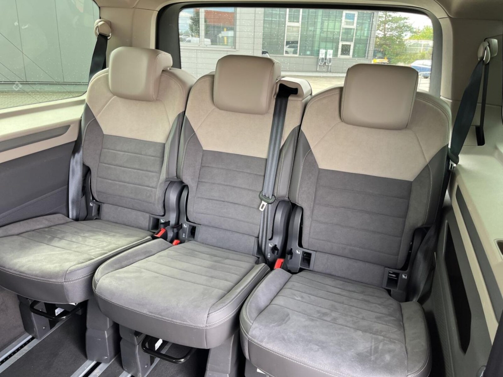 Volkswagen Multivan Langversion – Bild 16