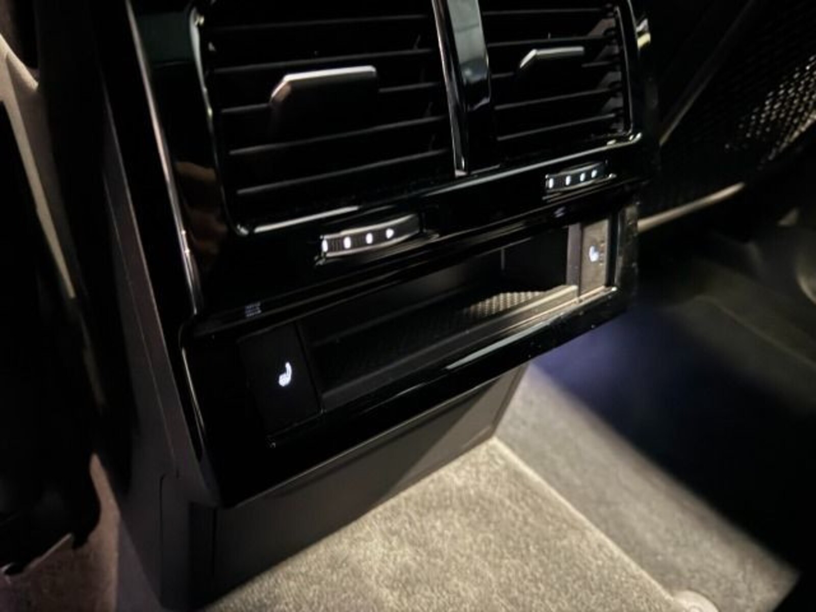 Volkswagen Touareg – Bild 24