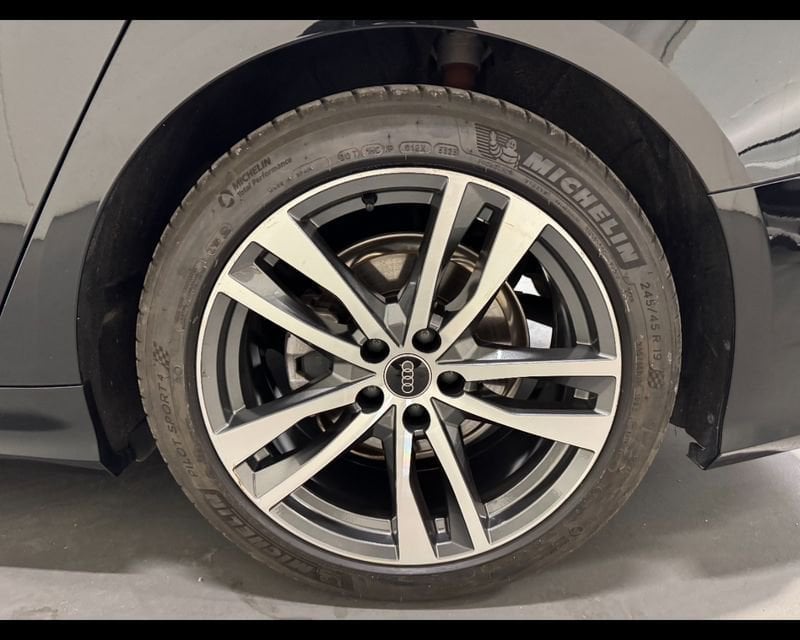 Immagine di Audi A6 Avant S line edition 40 TDI quattro 150 kW (204 CV) S tronic - Vista: for more details contact your dealer