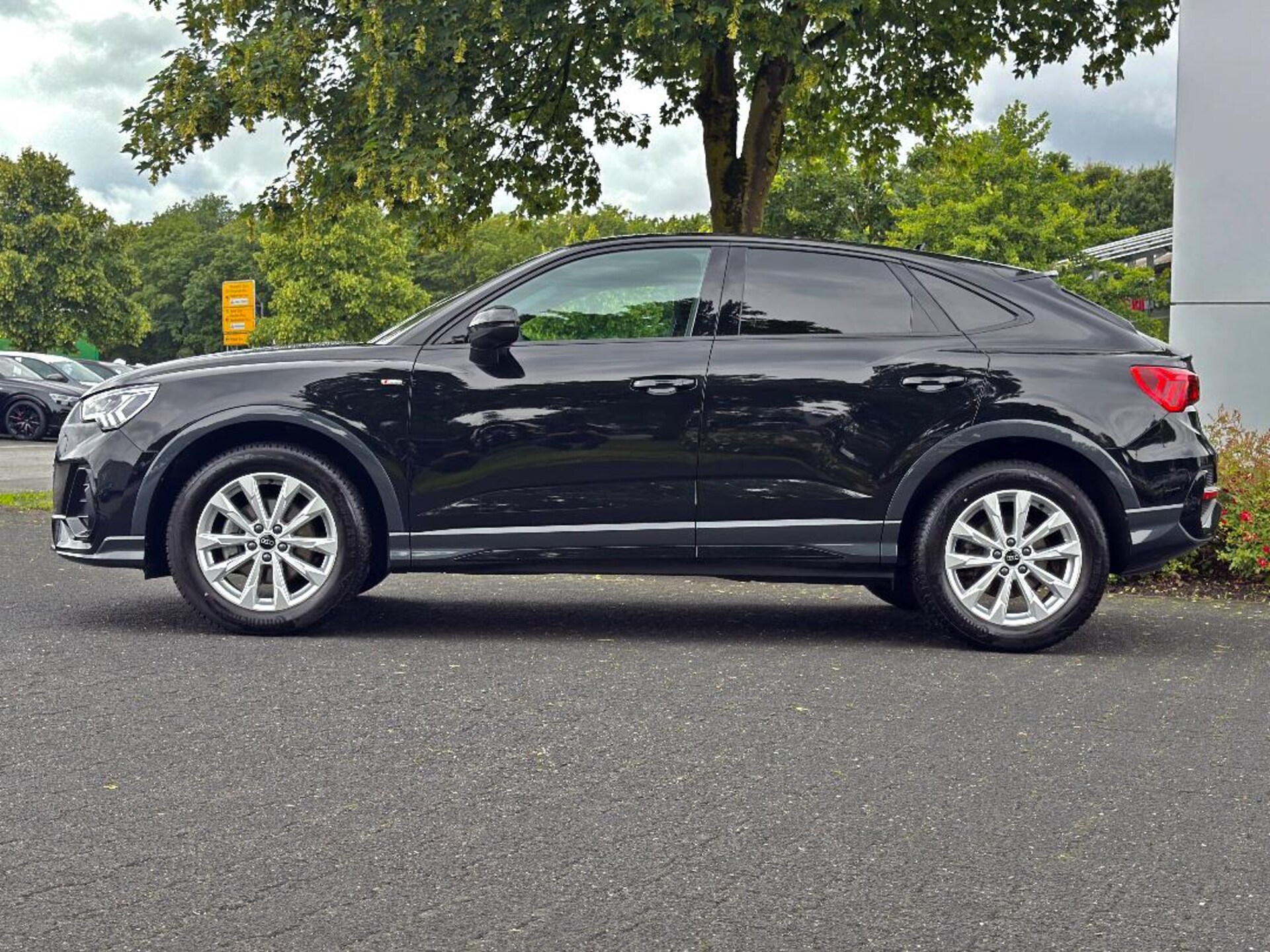 Audi Q3 Sportback S line