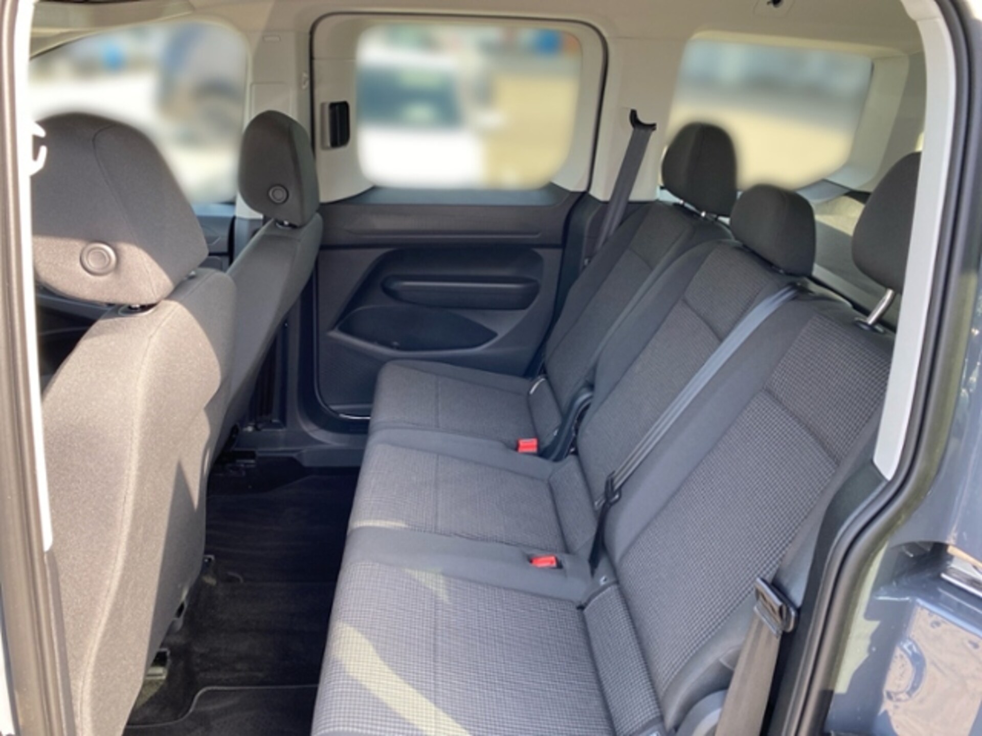 Volkswagen Caddy Basis-Modell