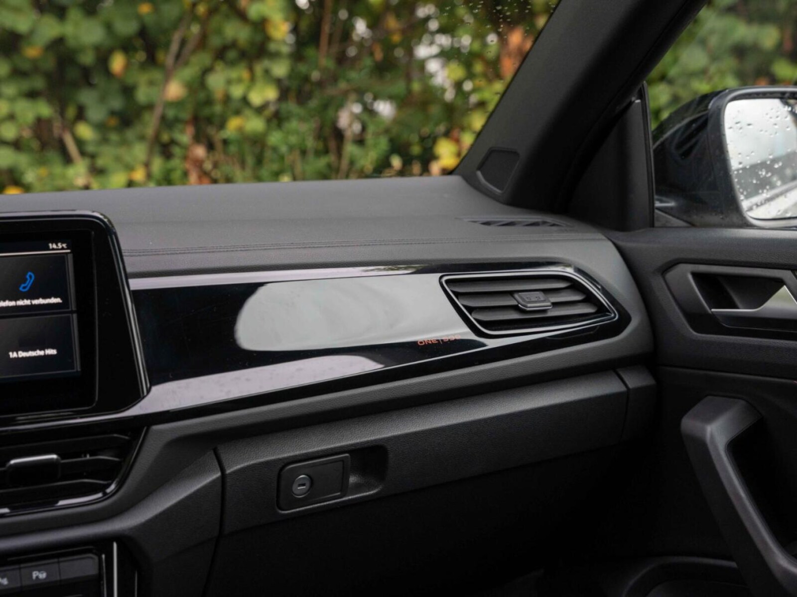 Volkswagen T-Roc Cabriolet – Bild 19