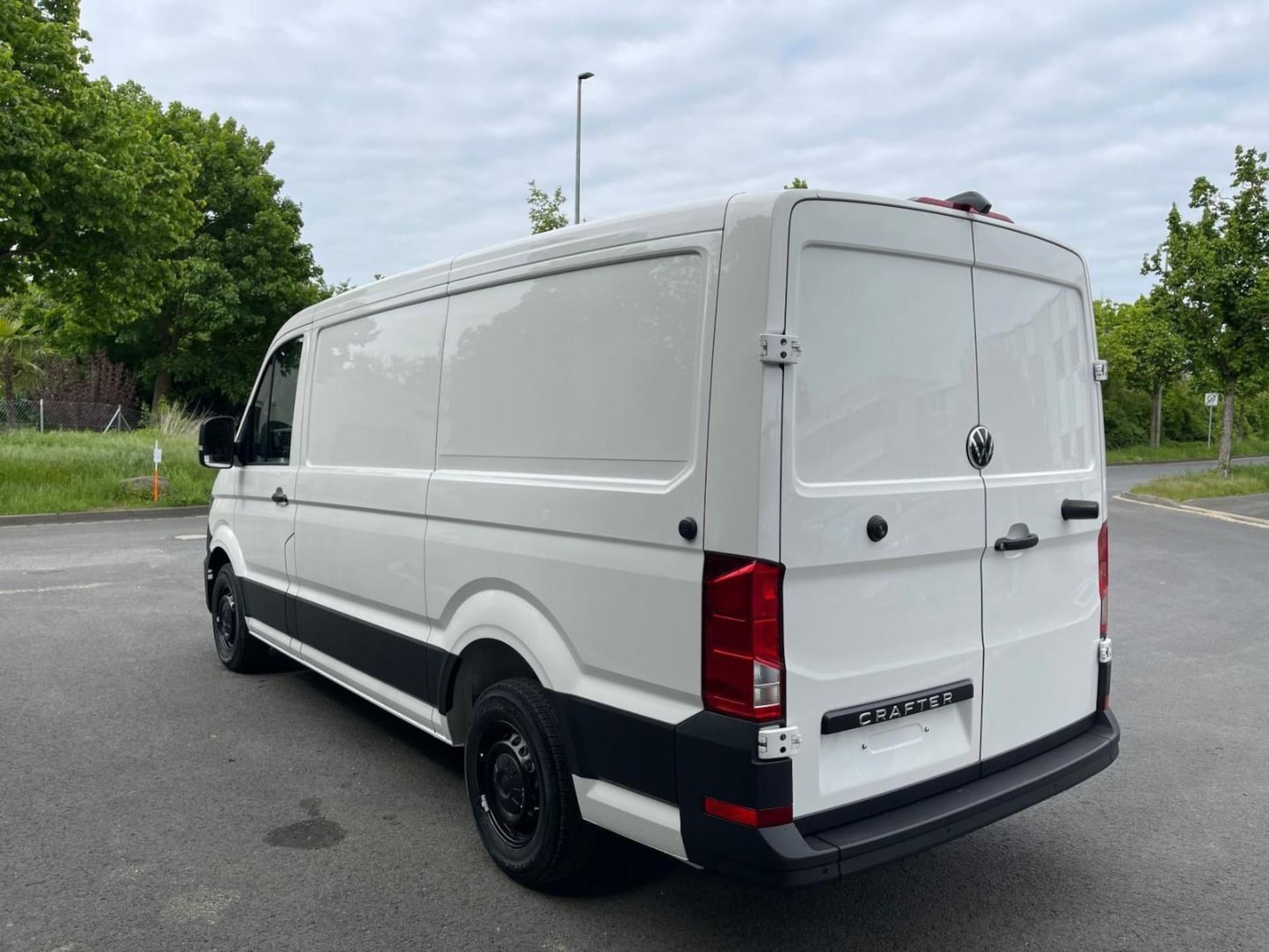 Volkswagen Crafter Kasten mittlerer Radstand